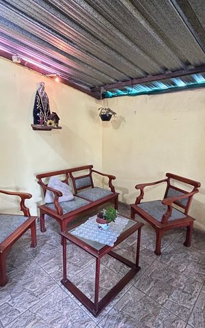 Casa à venda com 70m², 2 quartos e 1 vaga