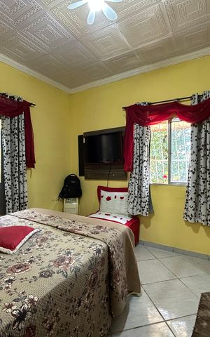 Casa à venda com 70m², 2 quartos e 1 vaga