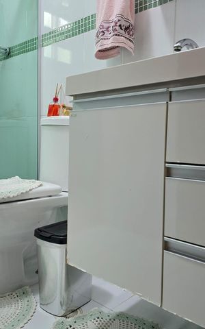 Casa à venda com 596m², 3 quartos e 2 vagasBanheiro da Suíte