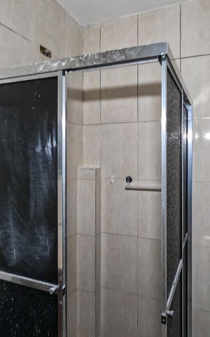 Casa à venda com 40m², 1 quarto e sem vagaBanheiro