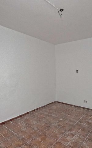 Casa à venda com 40m², 1 quarto e sem vagaQuarto