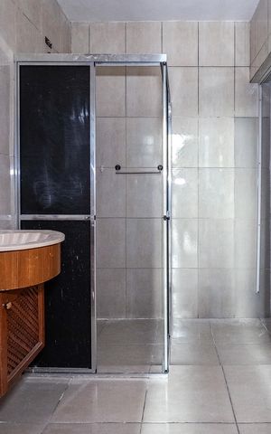 Casa à venda com 40m², 1 quarto e sem vagaBanheiro