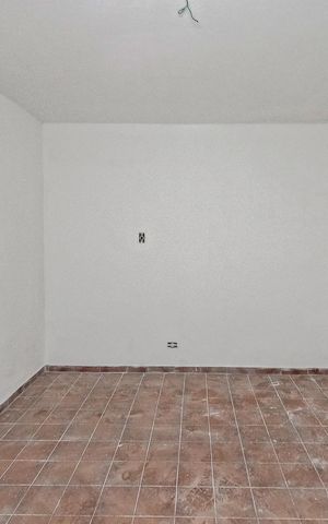 Casa à venda com 40m², 1 quarto e sem vagaQuarto