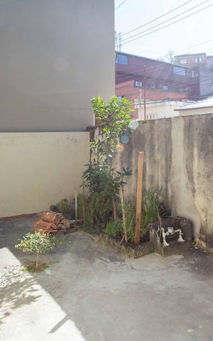 Casa à venda com 120m², 2 quartos e sem vagaQuintal