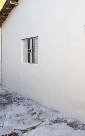 Casa à venda com 120m², 2 quartos e sem vagaQuintal