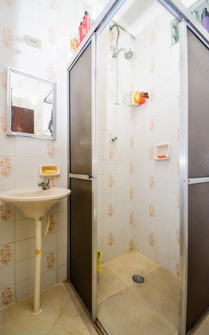 Casa à venda com 213m², 3 quartos e 2 vagasBanheiro Social