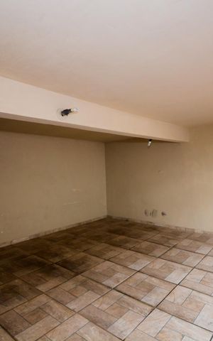Casa à venda com 213m², 3 quartos e 2 vagasGaragem