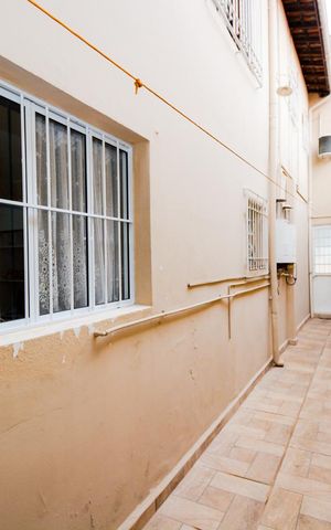 Casa à venda com 213m², 3 quartos e 2 vagasÁrea de Serviço