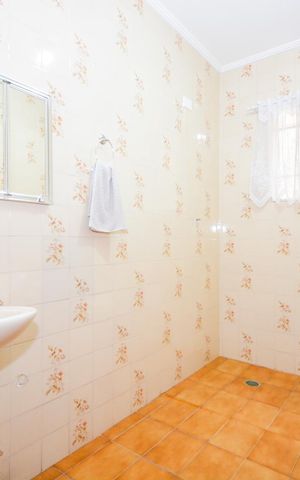 Casa à venda com 213m², 3 quartos e 2 vagasBanheiro Social