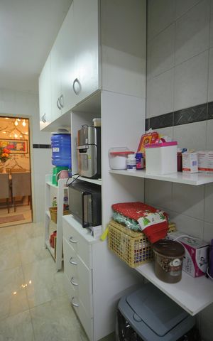 Casa para alugar com 249m², 4 quartos e 5 vagasCozinha 