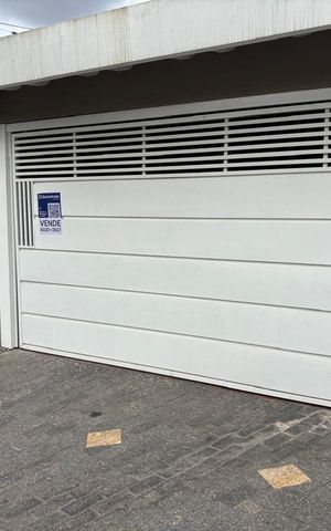 Casa para alugar com 249m², 4 quartos e 5 vagas Casa para alugar com 249m², 4 quartos e 5 vagasFachada