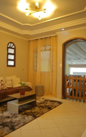 Casa para alugar com 249m², 4 quartos e 5 vagasSala de TV 