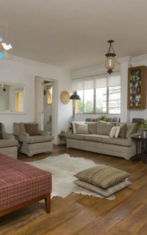 Apartamento à venda com 127m², 3 quartos e 2 vagas Apartamento à venda com 127m², 3 quartos e 2 vagasSala