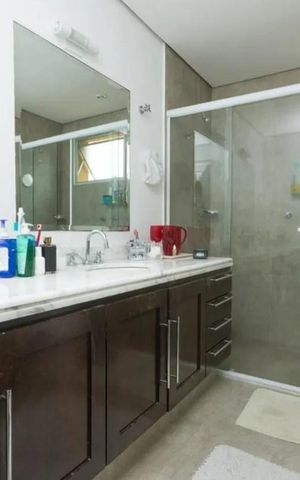 Apartamento à venda com 127m², 3 quartos e 2 vagas Apartamento à venda com 127m², 3 quartos e 2 vagasBanheiro
