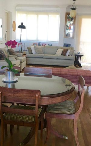 Apartamento à venda com 127m², 3 quartos e 2 vagas Apartamento à venda com 127m², 3 quartos e 2 vagasSala