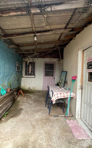 Casa à venda com 54m², 2 quartos e 1 vaga