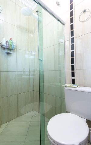 Casa à venda com 140m², 3 quartos e 4 vagas