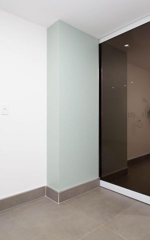 Apartamento à venda com 76m², 2 quartos e 2 vagas Apartamento à venda com 76m², 2 quartos e 2 vagasQuarto 1