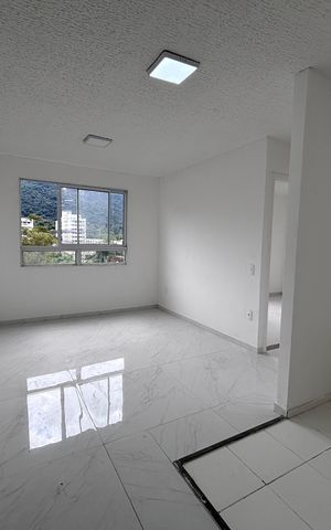 Apartamento à venda com 50m², 2 quartos e 1 vaga Apartamento à venda com 50m², 2 quartos e 1 vagaSala