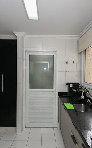 Apartamento à venda com 87m², 2 quartos e 2 vagasCozinha