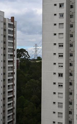 Apartamento à venda com 87m², 2 quartos e 2 vagasVista da Suíte 2