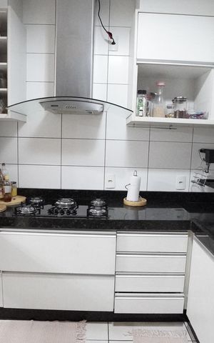 Casa de condomínio à venda com 126m², 3 quartos e 4 vagas