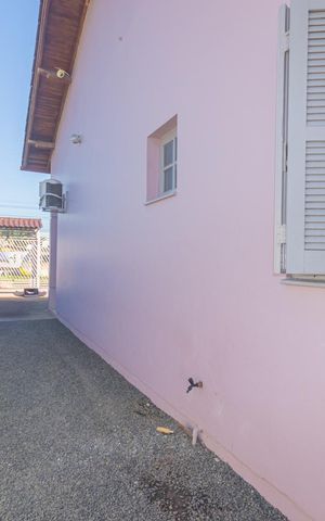 Casa à venda com 57m², 2 quartos e 1 vagaGaragem