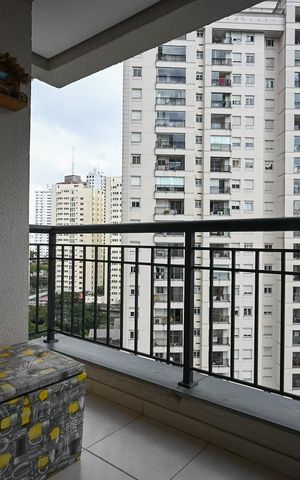Apartamento à venda com 64m², 2 quartos e 1 vagaVaranda