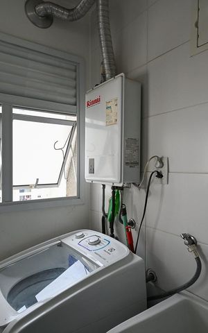Apartamento à venda com 64m², 2 quartos e 1 vagaÁrea de Serviço 