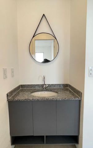 Apartamento à venda com 35m², 2 quartos e sem vaga Apartamento à venda com 35m², 2 quartos e sem vagaBanheiro