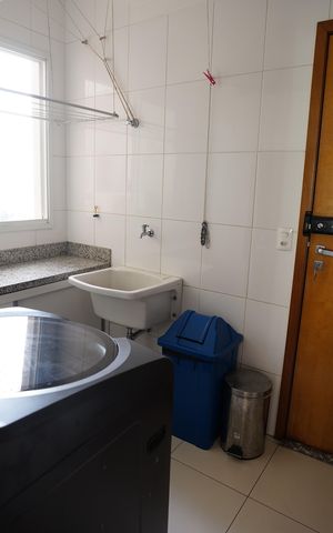 Apartamento para alugar com 140m², 4 quartos e 3 vagas