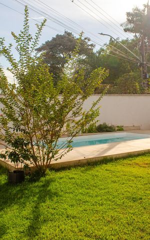 Casa à venda com 106m², 3 quartos e 3 vagas