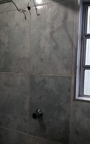 Casa à venda com 74m², 1 quarto e sem vaga Casa à venda com 74m², 1 quarto e sem vagaBanheiro