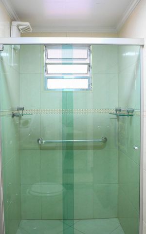 Apartamento à venda com 64m², 2 quartos e 1 vaga Apartamento à venda com 64m², 2 quartos e 1 vagaBanheiro