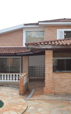 Casa para alugar com 490m², 3 quartos e 5 vagasPiscina
