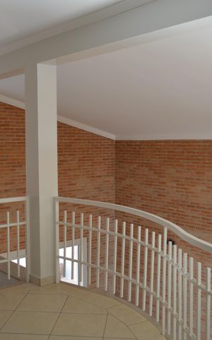Casa para alugar com 490m², 3 quartos e 5 vagasHall social