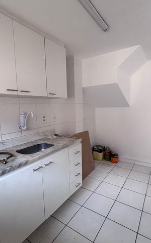 Casa de condomínio à venda com 85m², 3 quartos e 1 vaga Casa de condomínio à venda com 85m², 3 quartos e 1 vagaCozinha