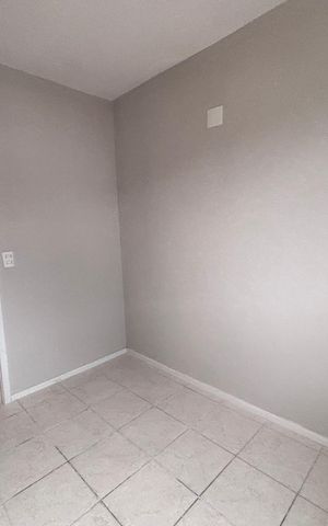 Casa de condomínio à venda com 85m², 3 quartos e 1 vaga Casa de condomínio à venda com 85m², 3 quartos e 1 vagaQuarto 1
