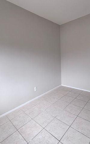 Casa de condomínio à venda com 85m², 3 quartos e 1 vaga Casa de condomínio à venda com 85m², 3 quartos e 1 vagaQuarto 2