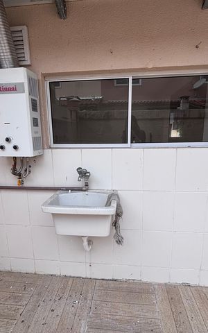 Casa de condomínio à venda com 85m², 3 quartos e 1 vaga Casa de condomínio à venda com 85m², 3 quartos e 1 vagaÁrea de Serviço