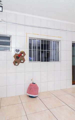 Casa à venda com 139m², 2 quartos e 2 vagasÁrea de Serviço / Quintal