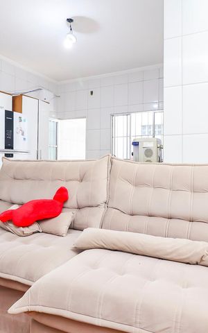 Casa à venda com 139m², 2 quartos e 2 vagasSala
