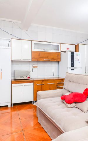 Casa à venda com 139m², 2 quartos e 2 vagasSala