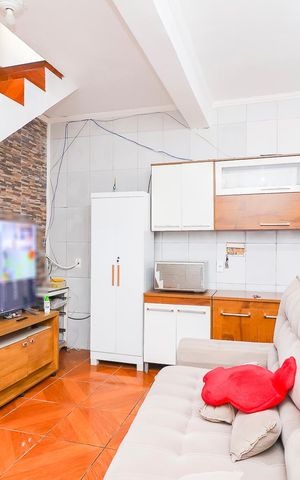 Casa à venda com 139m², 2 quartos e 2 vagasSala