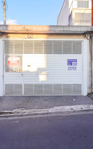 Casa à venda com 139m², 2 quartos e 2 vagasFachada