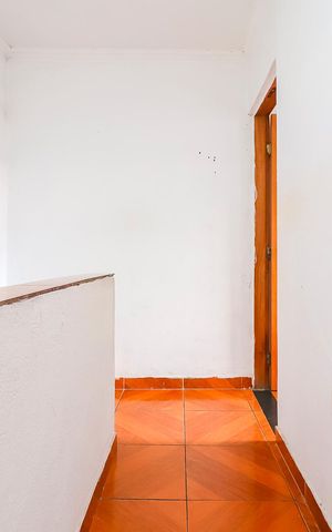 Casa à venda com 139m², 2 quartos e 2 vagasHall dos Quartos