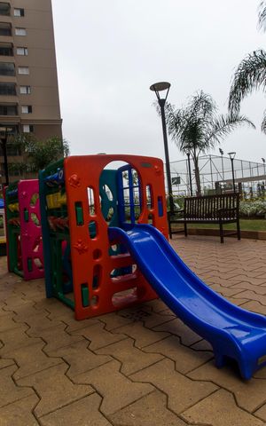 Apartamento à venda com 76m², 3 quartos e 2 vagasÁrea comum - Playground