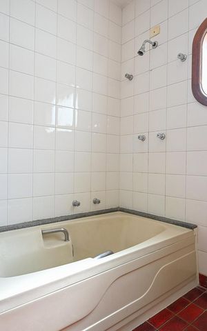 Casa para alugar com 800m², 5 quartos e 9 vagasBanheiro Suíte  4