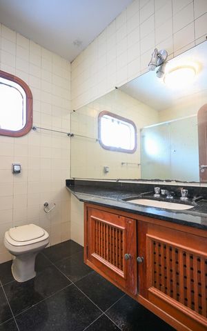 Casa para alugar com 800m², 5 quartos e 9 vagasBanheiro Suíte 2