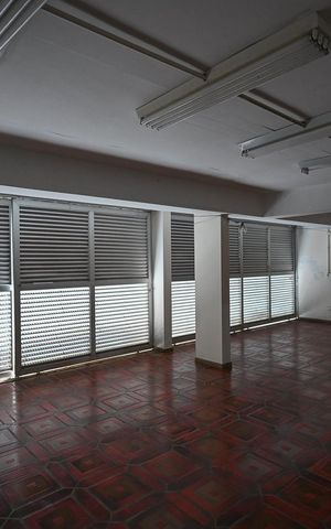 Casa para alugar com 800m², 5 quartos e 9 vagasGaragem